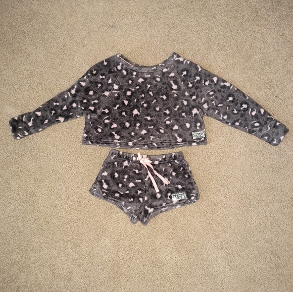 Cozy Kids Pajamas in Pink and Gray justice - Picture 2 of 7